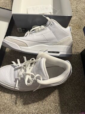 Air Jordan 3 pure white Retro Sneaker size 12